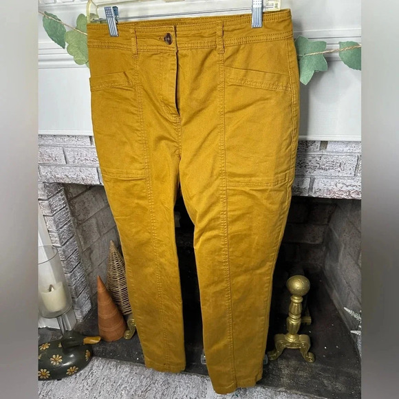 Boden Mustard Cargo pants size US 6R UK 10R utility design lots of pockets fall - Picture 1 of 3